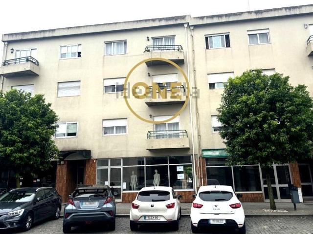 Loja venda em Gavião, Braga