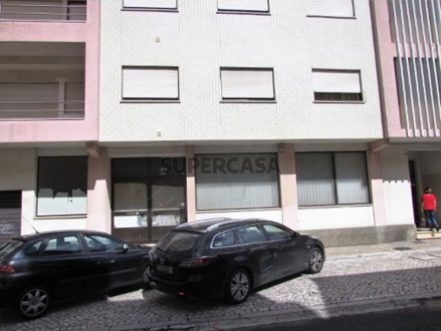 Armazém venda em Quinta dos Pinheiros, Caldas Da Rainha