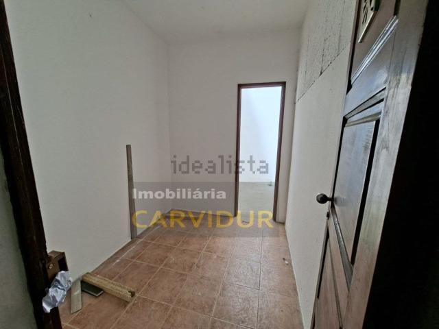 Armazém alugar em Moita, Baixa Da Banheira