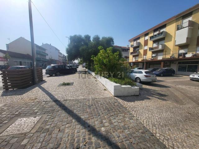 Loja alugar em Moita, Baixa Da Banheira