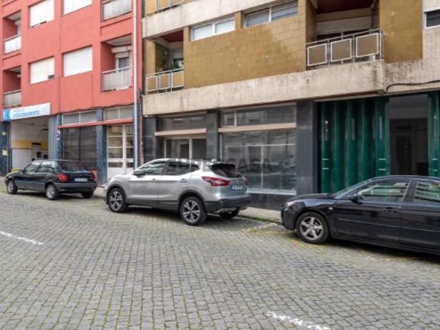 Armazém venda em Porto, Baixa do Porto