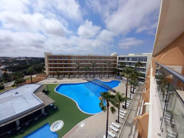 Armazém venda em Albufeira e Olhos de Água, Albufeira