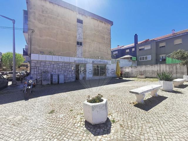 Loja venda em Lavradio, Setúbal