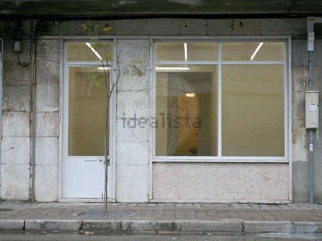 Loja alugar em Bairro Ferroviário, Barreiro
