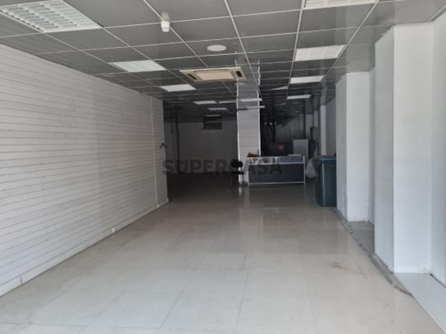 Armazém venda em Lisboa