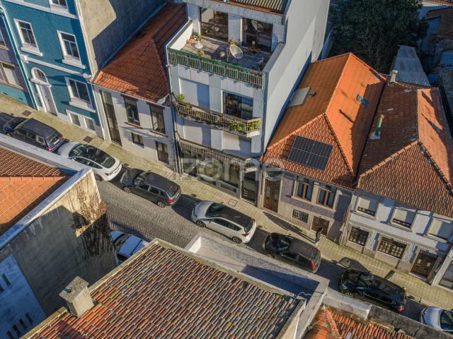 Armazém venda em Porto