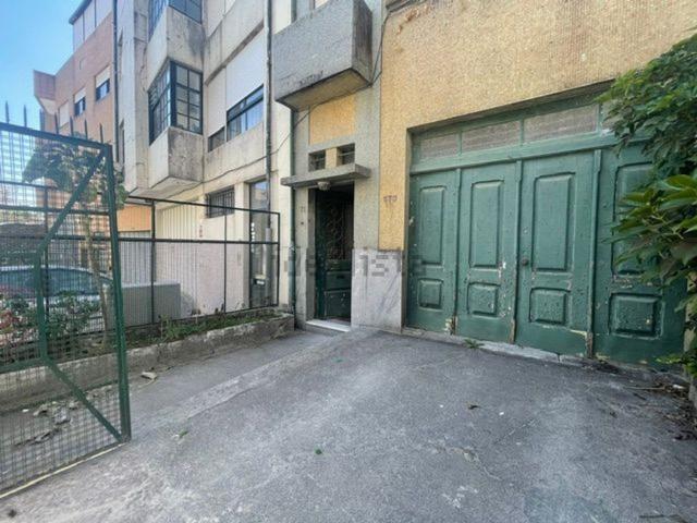 Armazém venda em Porto