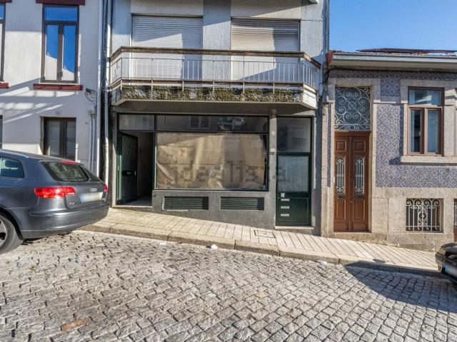 Armazém venda em Porto