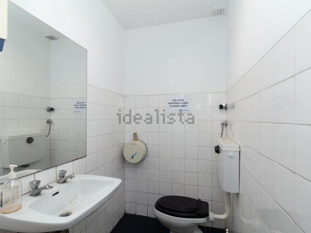 Armazém alugar em Monte do Tadeu, Porto