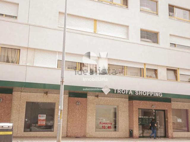 Loja venda em Bougado (São Martinho e Santiago), Trofa