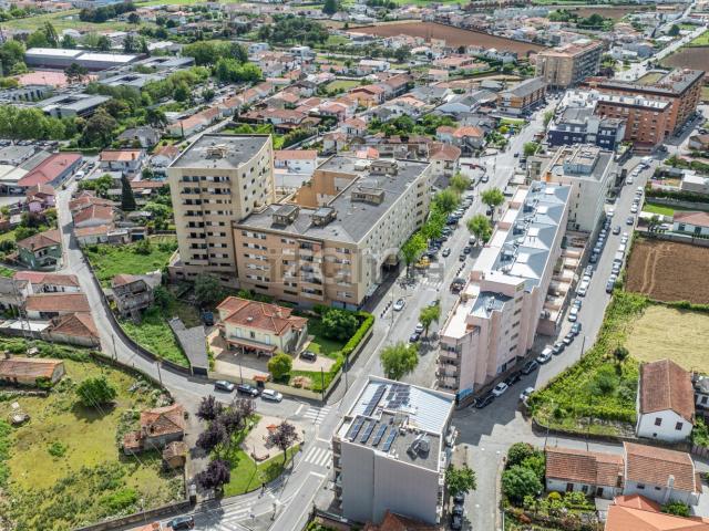 Loja venda em Bougado (São Martinho e Santiago), Trofa