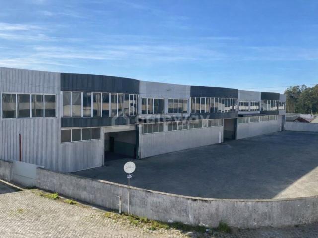Armazém alugar em Bougado (São Martinho e Santiago), Trofa