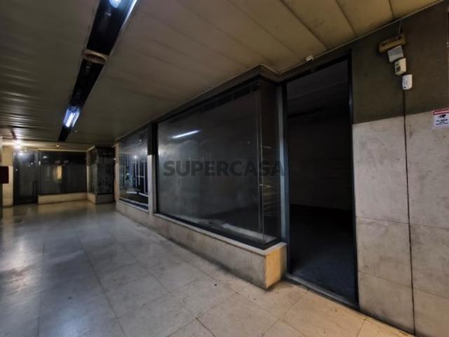 Armazém venda em Braga