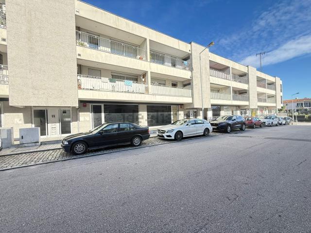 Loja alugar em Aldeia Nova, Vila Nova de Famalicão