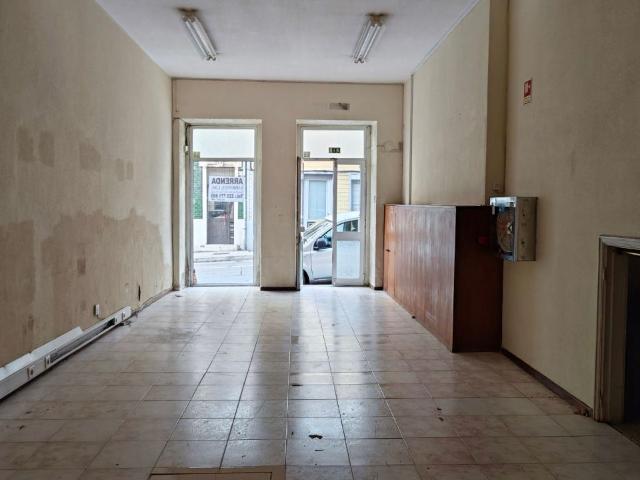Loja alugar em Figueiroa, Porto