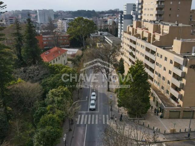 Loja venda em Porto, Lordelo Do Ouro