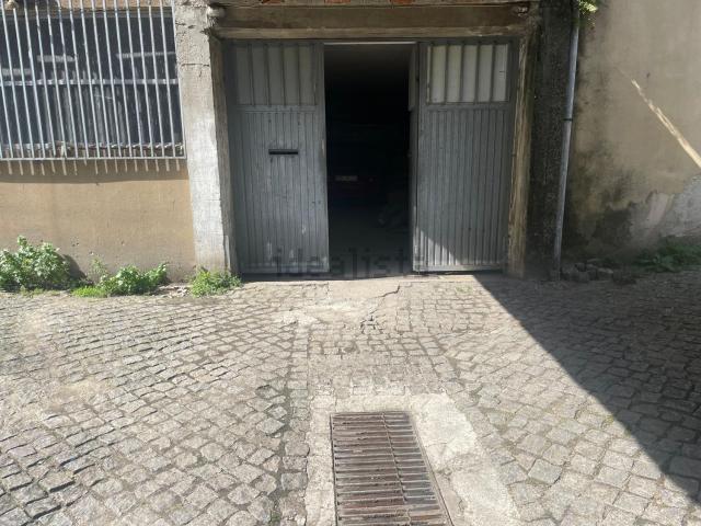 Armazém venda em Caldas de Vizela (São Miguel e São João), Vizela