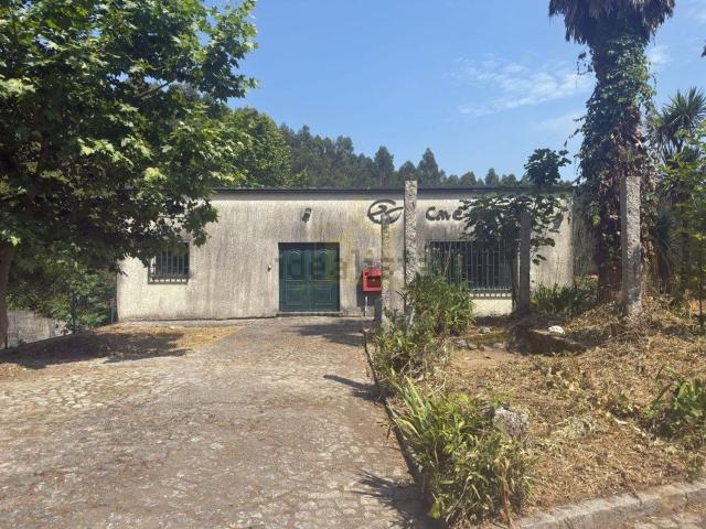 Armazém venda em Póvoa De Lanhoso, Braga