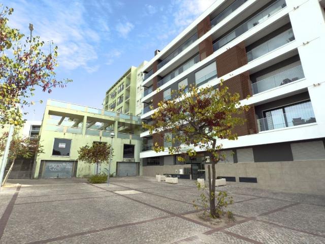 Loja venda em Quinta de Marvila, Camarate