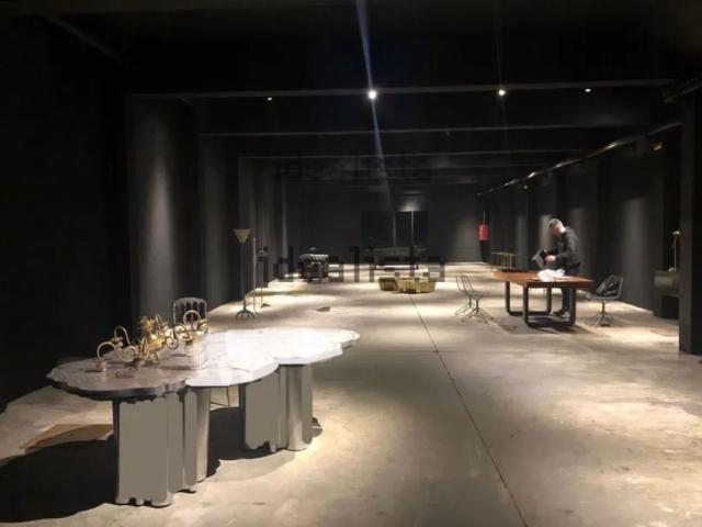 Armazém alugar em Porto