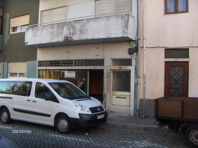 Loja alugar em Corujeira, Porto