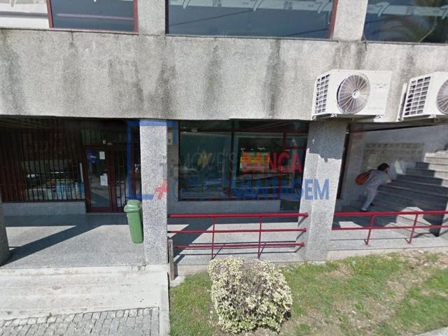 Loja venda em Candoso São Tiago e Mascotelos, Guimarães