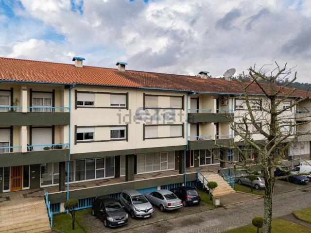 Loja venda em Candoso São Tiago e Mascotelos, Guimarães