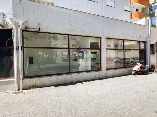 Loja venda em Santa Maria Da Feira, Aveiro