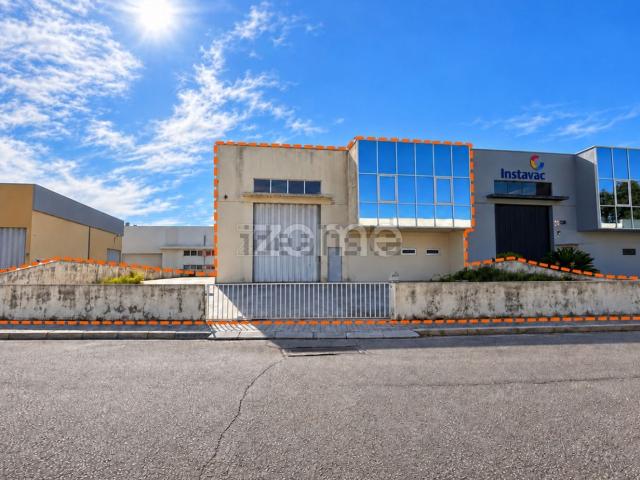 Armazém alugar em Zona Industrial dos Terços, Vila Nova de Gaia