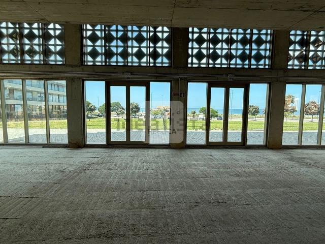 Loja alugar em Canidelo, Vila Nova De Gaia