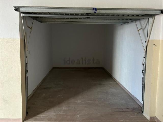 Armazém venda em Almada, Setúbal