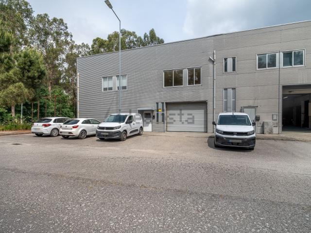 Armazém venda em Carvalhosa, Porto