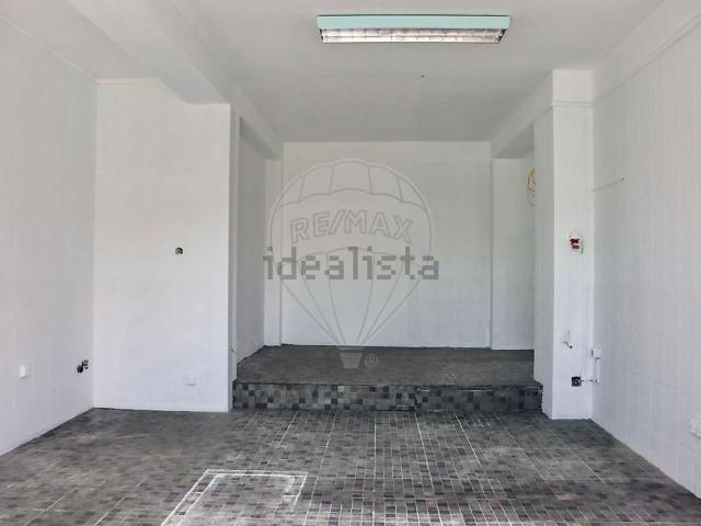 Loja alugar em Maia, Barca