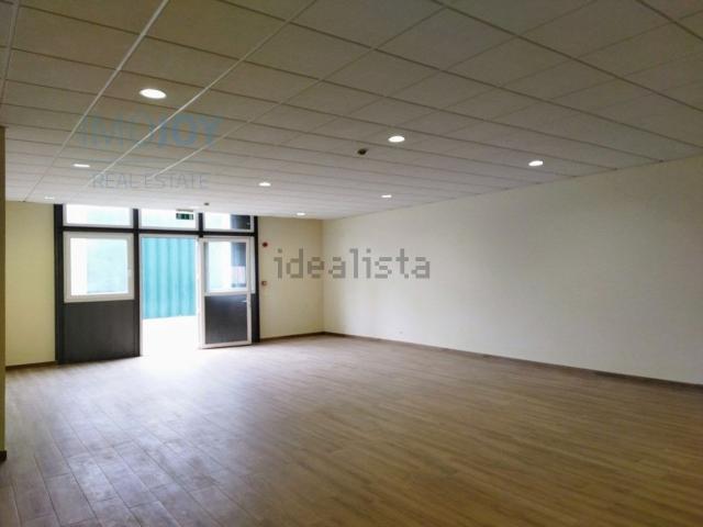 Armazém alugar em Porto, Cedofeita