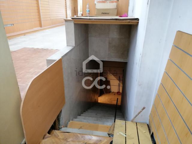 Ponto Comercial alugar em Santo Ildefonso, Lapa