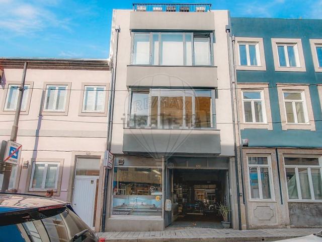 Armazém venda em Porto, Cedofeita