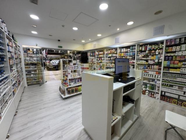 Loja venda em Nova Oeiras, Oeiras