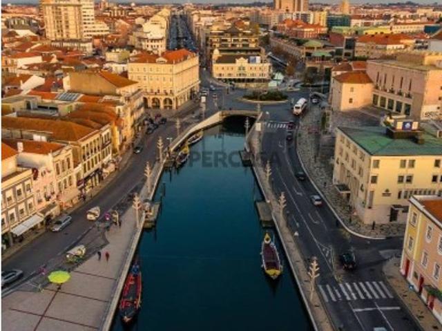 Armazém venda em Sá-Barrocas, Aveiro