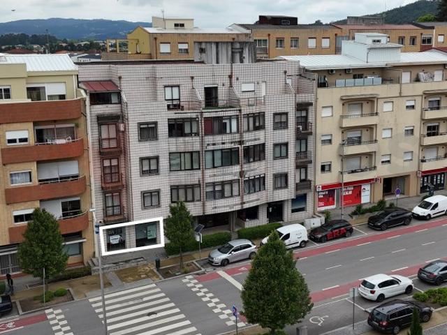 Loja venda em Felgueiras, Porto