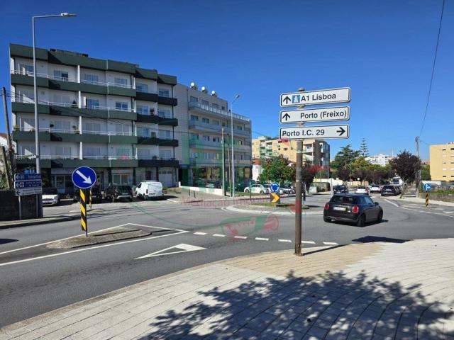 Loja alugar em Gondomar, Porto