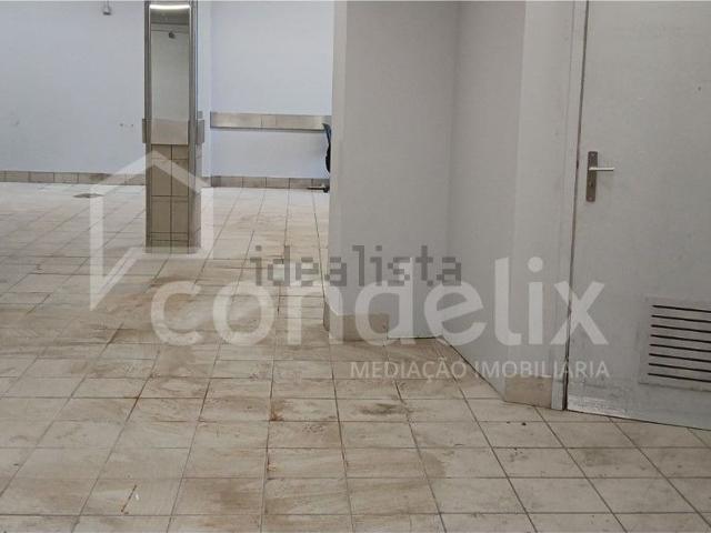 Ponto Comercial alugar em Gondomar, Souto