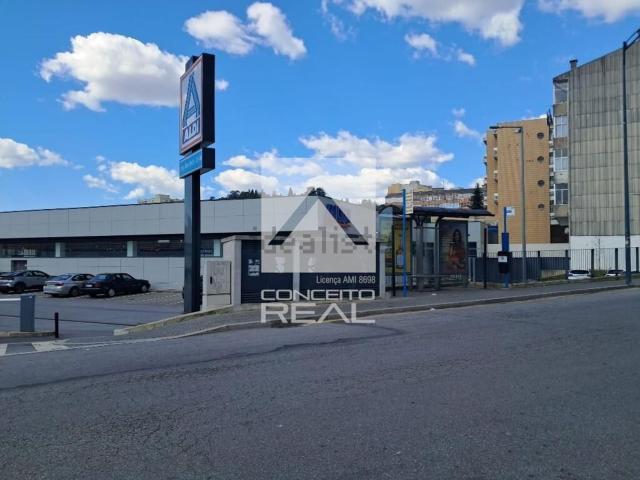 Ponto Comercial alugar em Gondomar, Souto