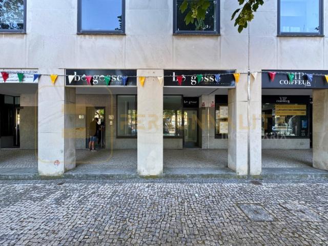 Ponto Comercial alugar em Vila Do Conde, Centro Histórico