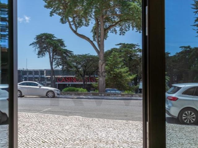 Armazém venda em Santo António do Estoril, Cascais