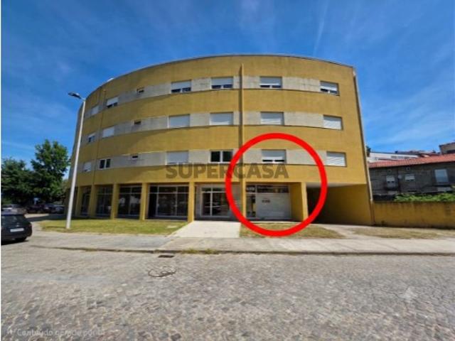 Armazém venda em Oliveira, São Paio e São Sebastião, Guimarães