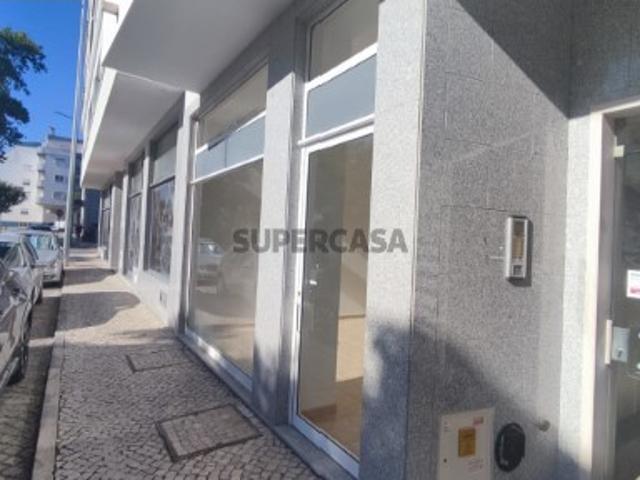 Armazém venda em Rio Maior, Santarém