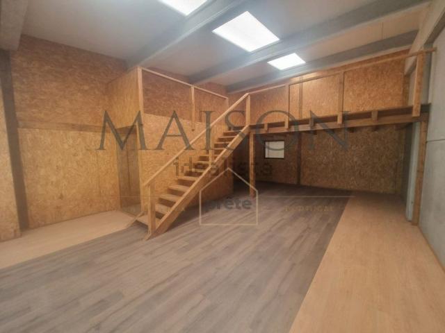 Armazém alugar em Costa de Além, Bitarães