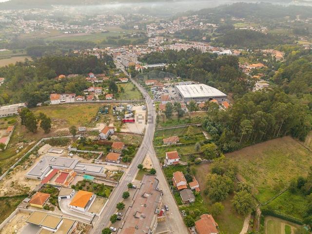 Loja alugar em Cete, Paredes