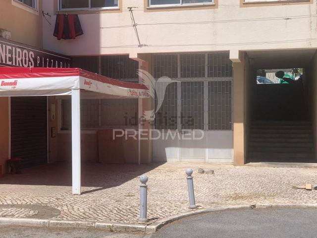 Loja venda em Almada, Setúbal