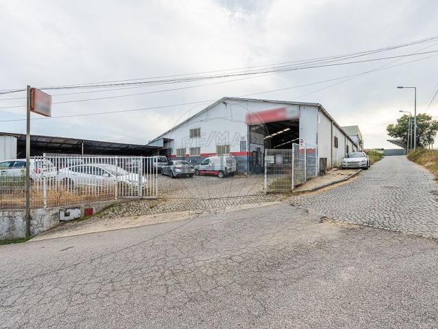 Loja alugar em Maia, Gueifães